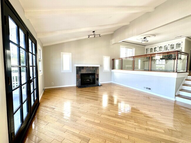 Building Photo - 1624 Havemeyer Ln