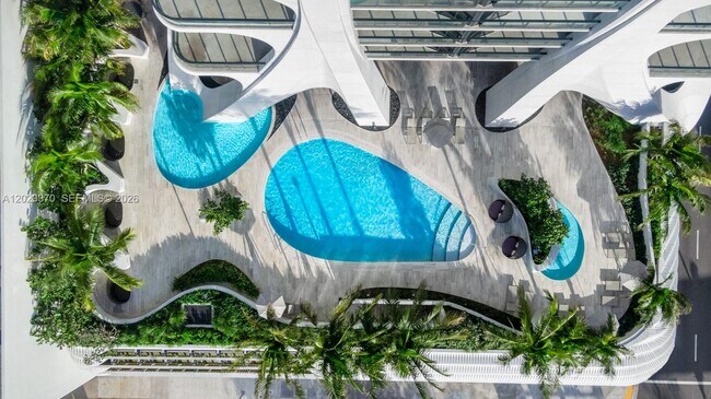 Building Photo - 1000 Biscayne Blvd