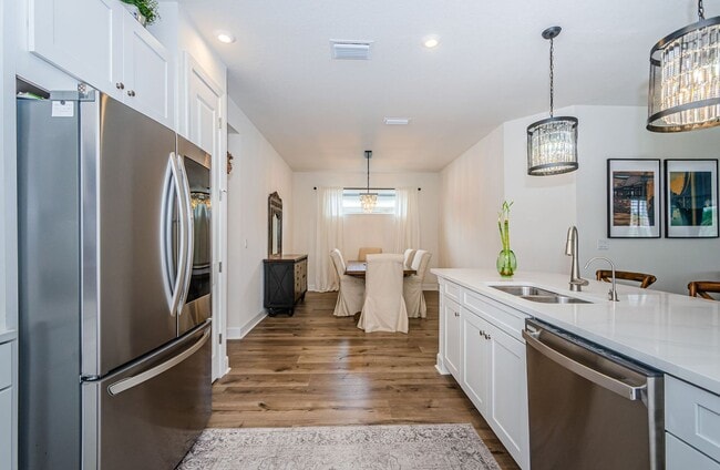 Building Photo - Beautiful Pool home in Starkey Ranch avail...