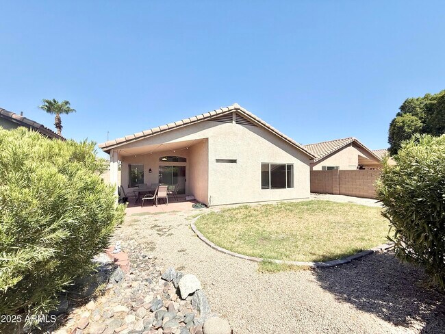 Building Photo - 14917 W Lamoille Dr