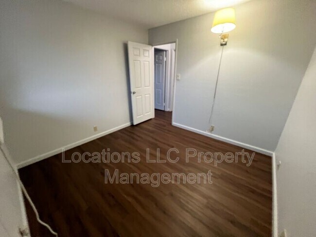 Building Photo - 94-1055-1055 Paha Pl