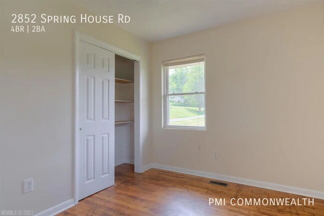 Building Photo - 2852 Spring House Rd