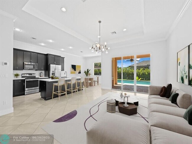 Building Photo - 6412 SW 55th Pl