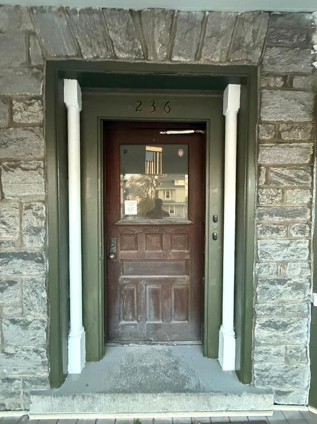 Building Photo - 236 W Ridley Ave