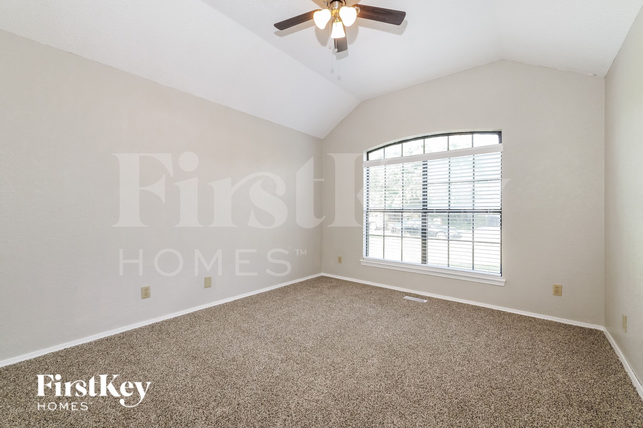 Building Photo - 1008 Sennybridge Dr
