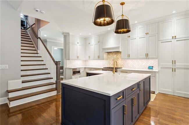 Building Photo - 2578 Middle Coray Cir