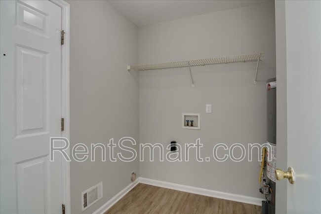 Building Photo - 3312 Cobblestone Ct