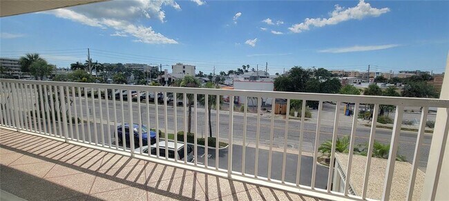 Building Photo - 6161 Gulf Winds Dr