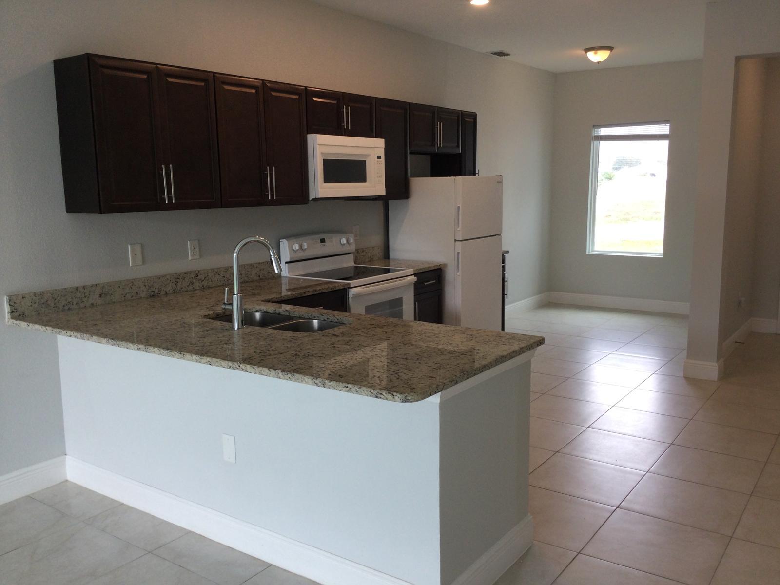 Building Photo - 702 Bluebill Pl