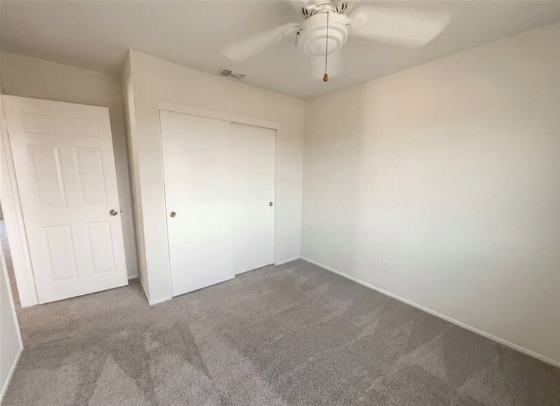 Building Photo - 9036 Limecrest Dr