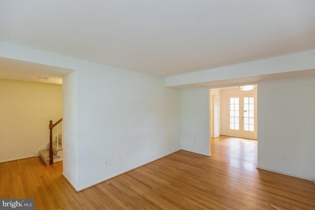 Building Photo - 4856 Bradley Blvd