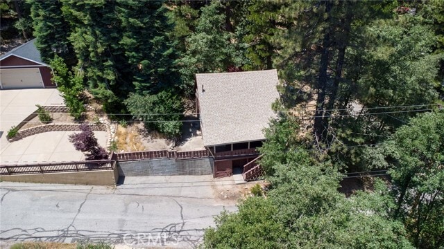 Building Photo - 2462 Spring Dr