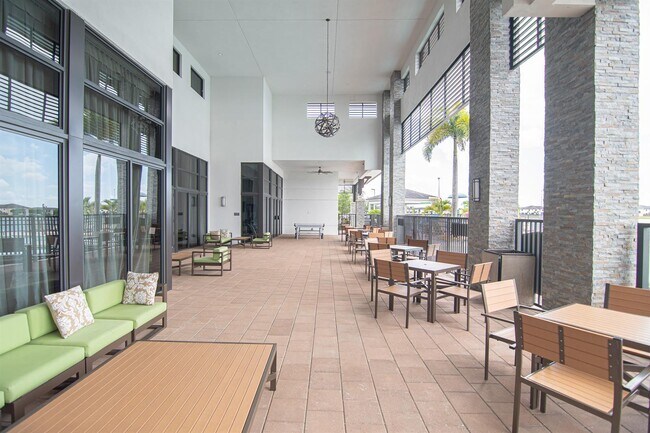 Building Photo - 8865 NW 160th Ter