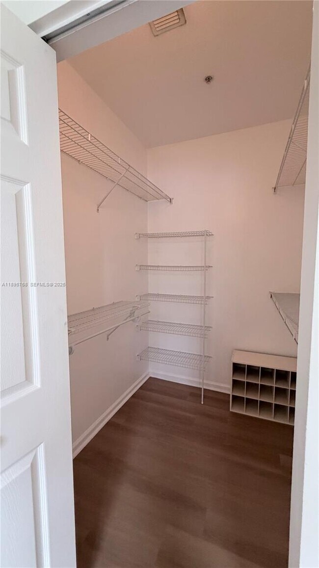 Building Photo - 4602 SW 160th Ave