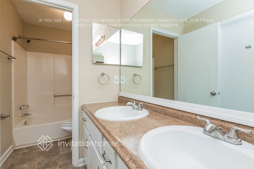 Building Photo - 183 W Putnam Ferry Rd