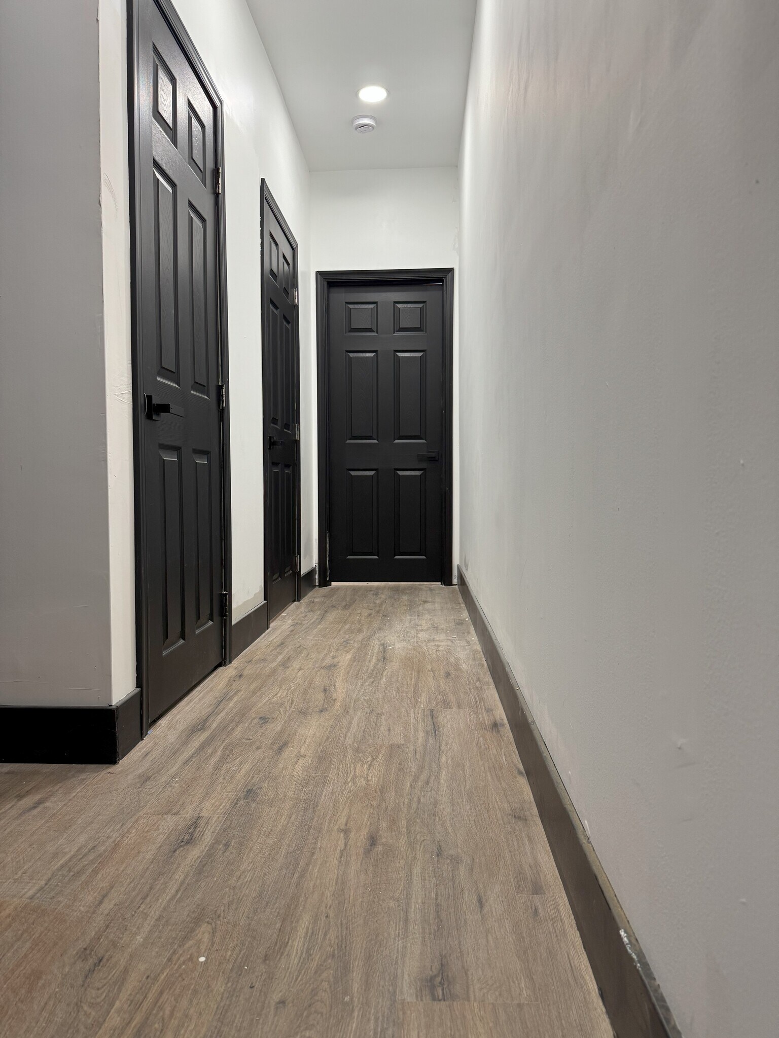 Building Photo - 919 S 50th St