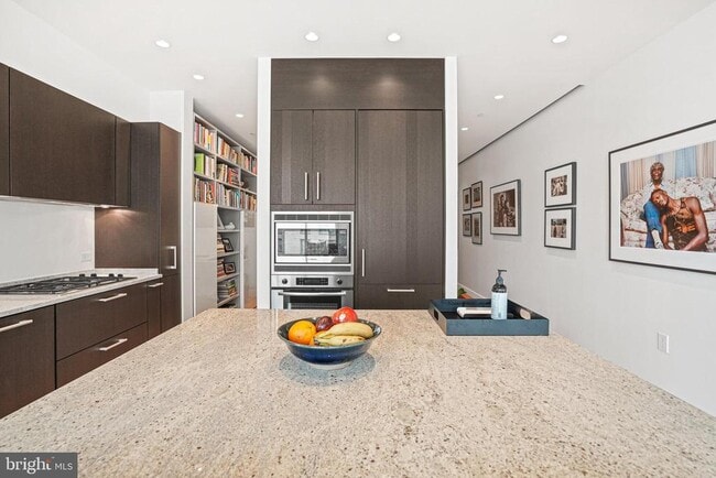 Building Photo - 1177 22nd St NW