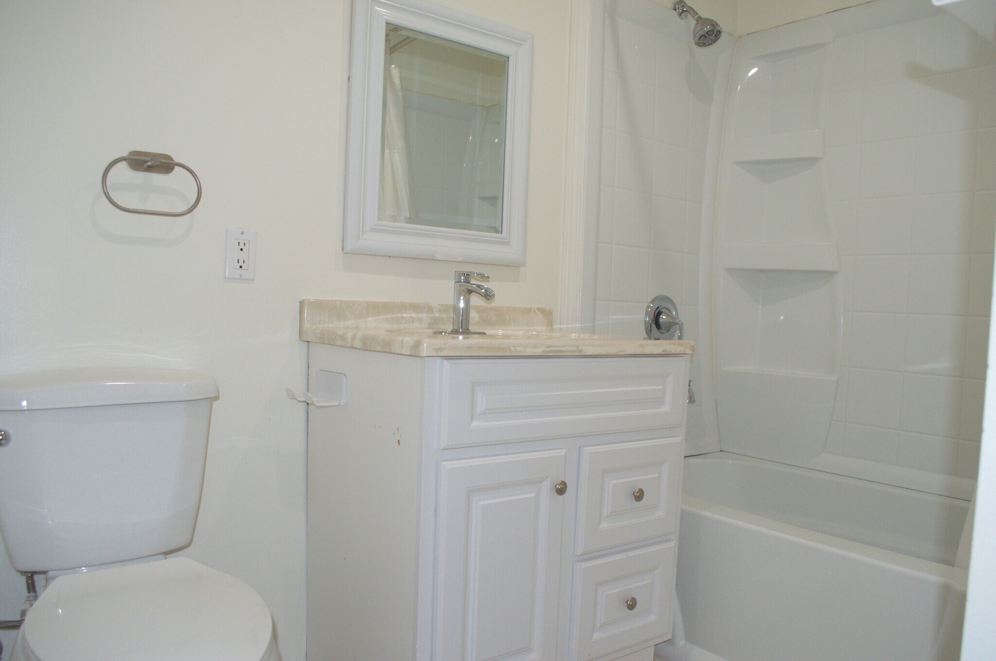 Building Photo - 22234 Miston Dr