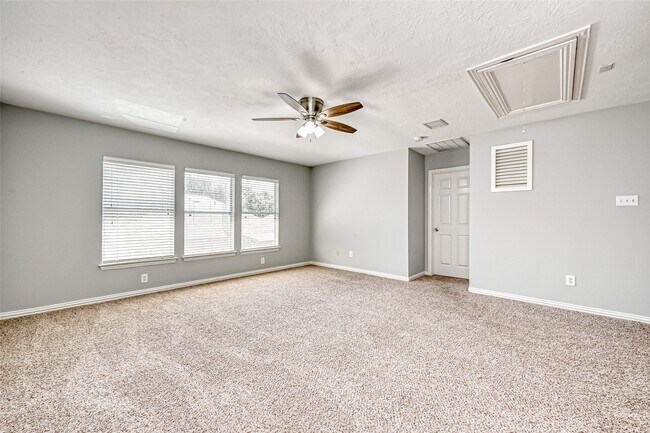Building Photo - 4907 Mountain Fork