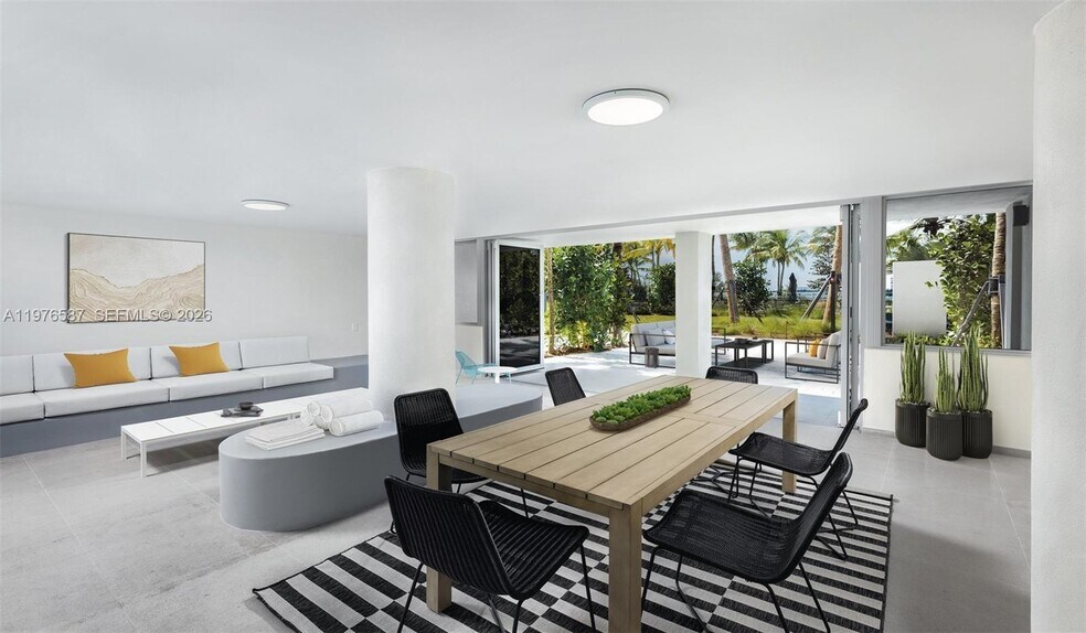 Building Photo - 1500 Bay Dr