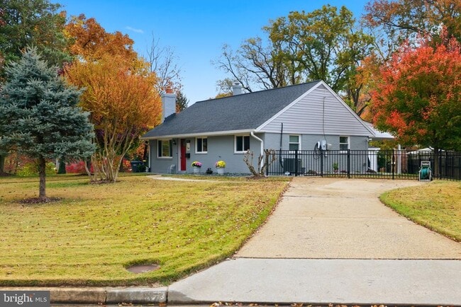 Building Photo - 7137 Murray Ln