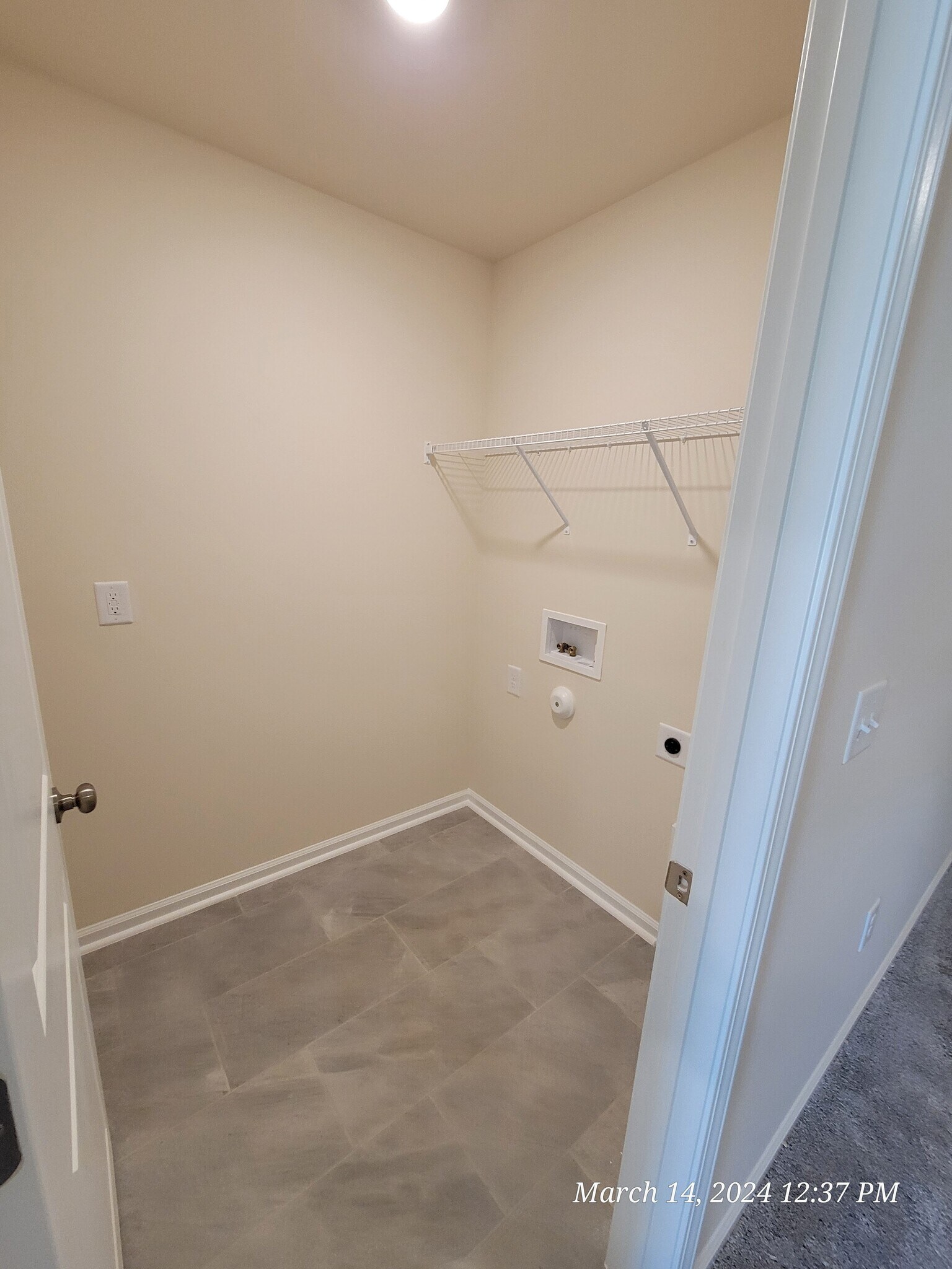 Building Photo - 424 Glen Clova Dr