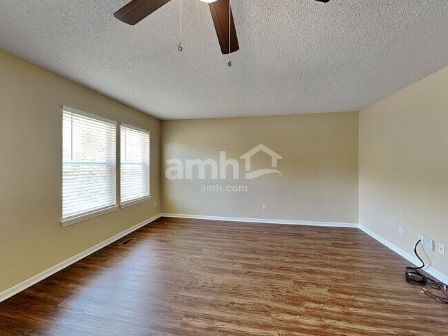 Building Photo - 1688 Harvest Meadow Dr