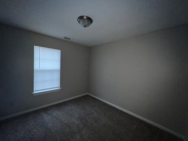 Building Photo - 2607 Parkview Memphis, TN 38128