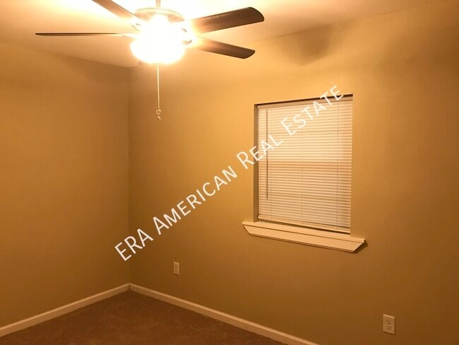 Building Photo - 507 Fir Ave