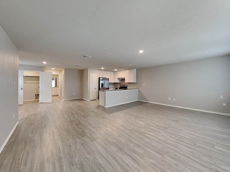 Building Photo - 7343 Cultivator Way