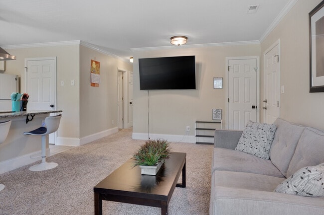 Building Photo - 2128 S Roxboro St