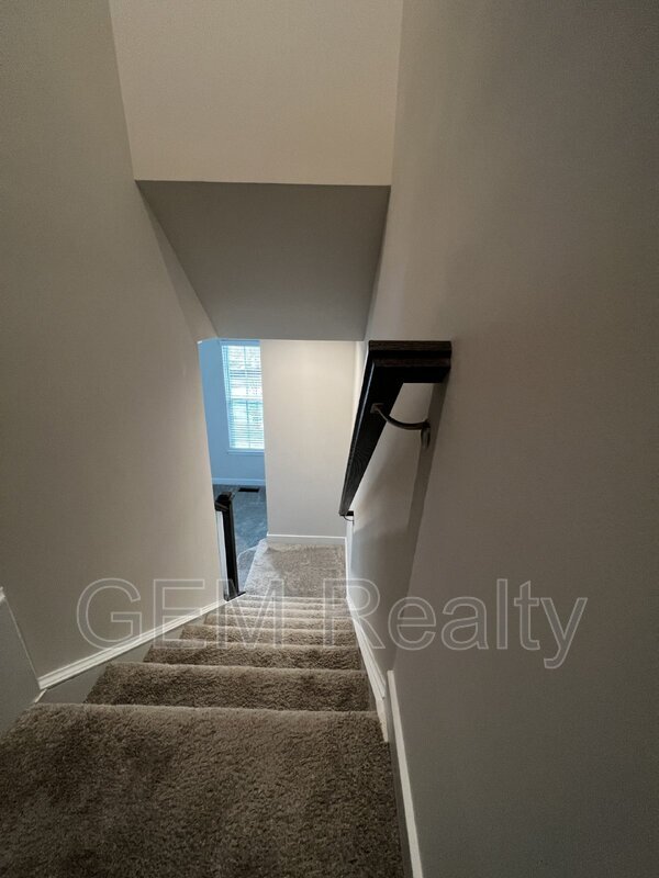 Building Photo - 1101 Rampart Dr