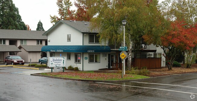 Building Photo - Meadowlawn Apartments