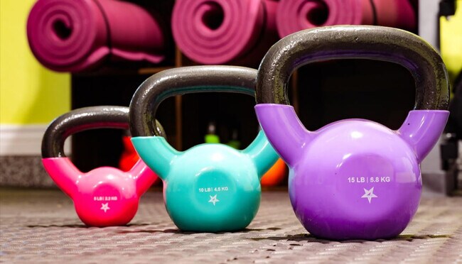 Building Photo - 2431 E Laurel St