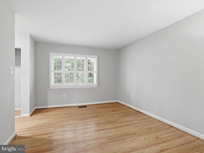 Building Photo - 1426 Yellowwood Ct