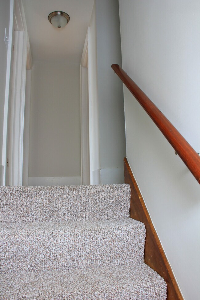 Building Photo - 318 MERCHANTS