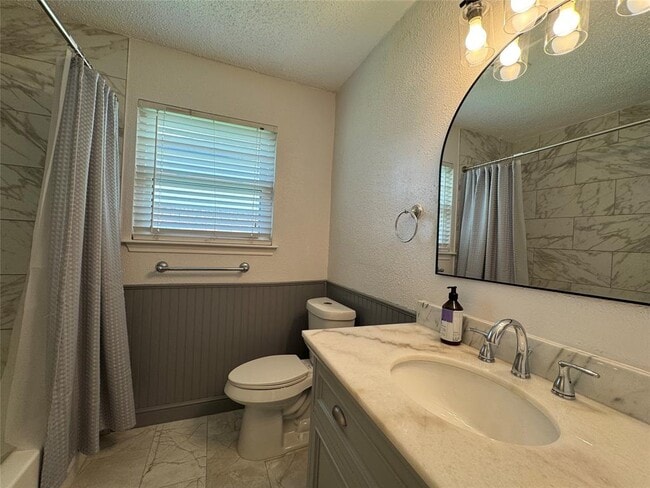 Building Photo - 4422 Waterfall Way