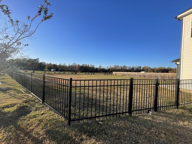 Building Photo - 8640 St Joans Wy