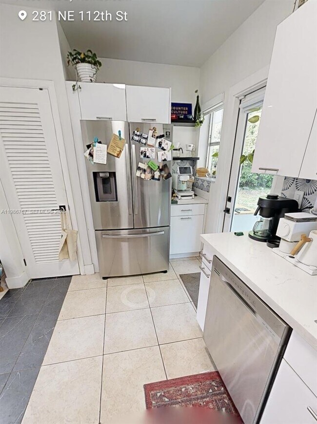 Building Photo - Northeast 112th Street, Miami, FL 33161 - 3 BR 2 BA single-family home