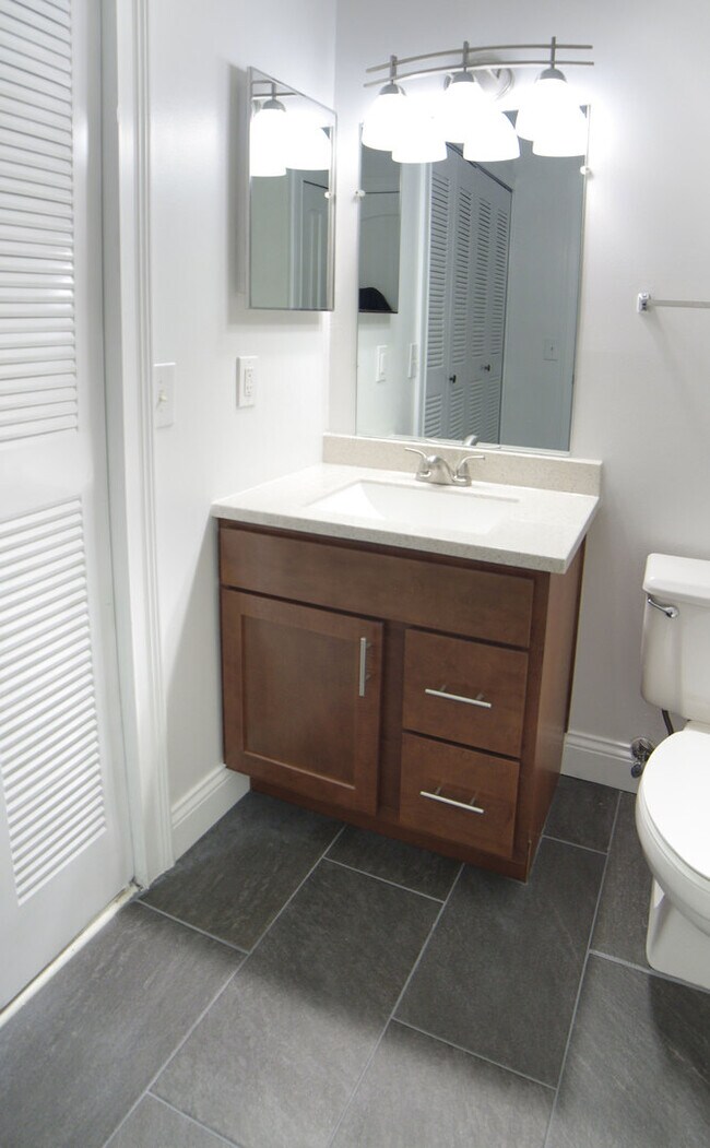 Building Photo - Flo-Mar Terraces