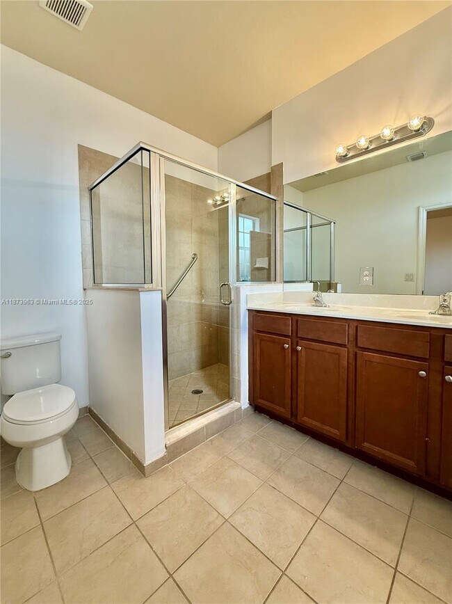Building Photo - 9575 SW 171st Pl