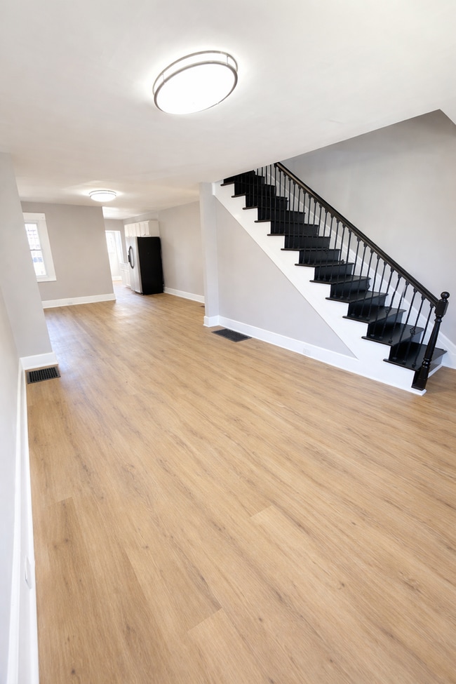 Building Photo - Beautifully Modern 3BR Townhome | Finished Basement | Fenced Yard | Baltimore
