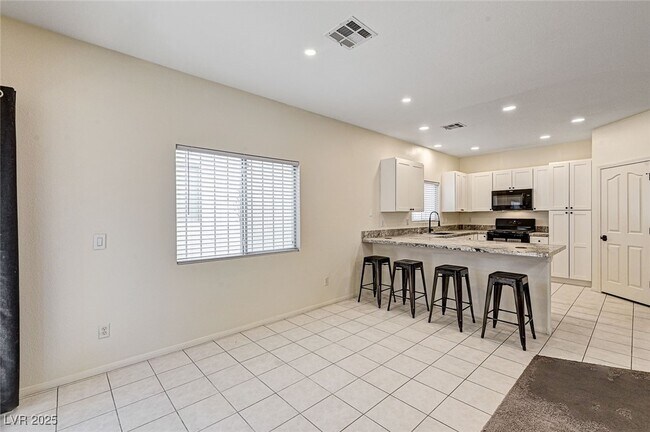 Building Photo - 8309 Clearbreeze Ct