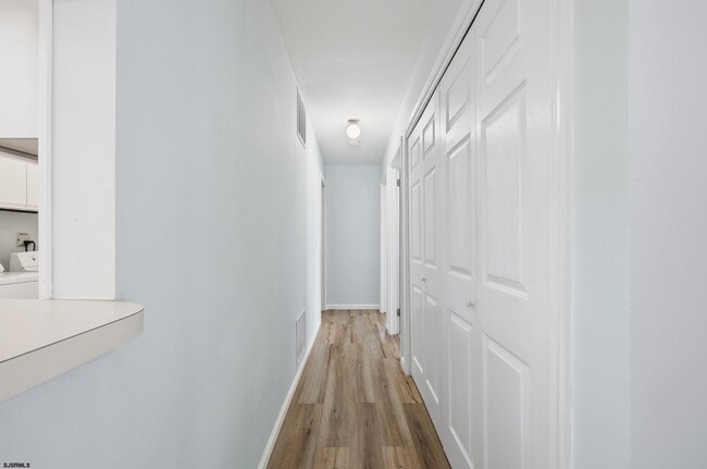 Building Photo - 89 Sussex Pl