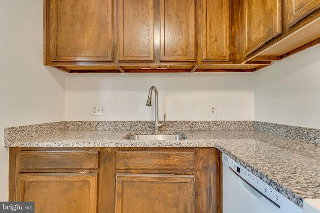 Building Photo - 4271 35th St S