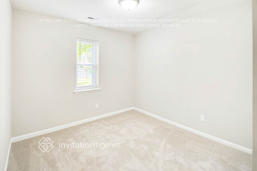 Building Photo - 7820 Hickory Hollow Ln