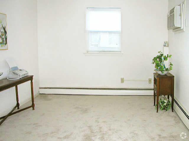 First Bedroom - Astor and Logan Apartments