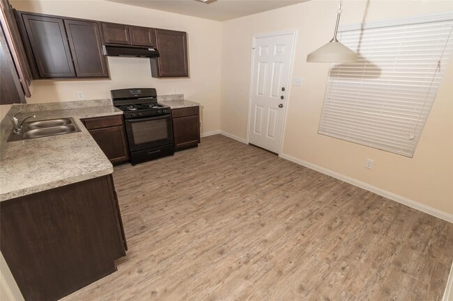 Building Photo - 13010 Ristina Cir