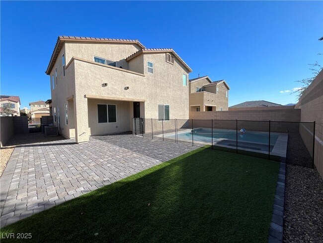 Building Photo - 9839 Berkley Brk Ct