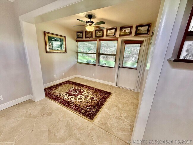 Building Photo - 916 Savannas Point Dr